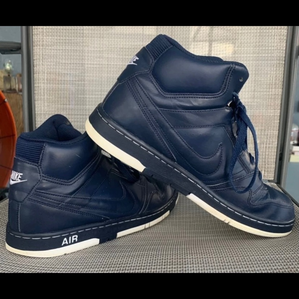 Men’s Nike Sneakers